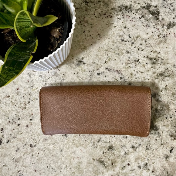 Ray Ban glasses case - Picture 2 of 3